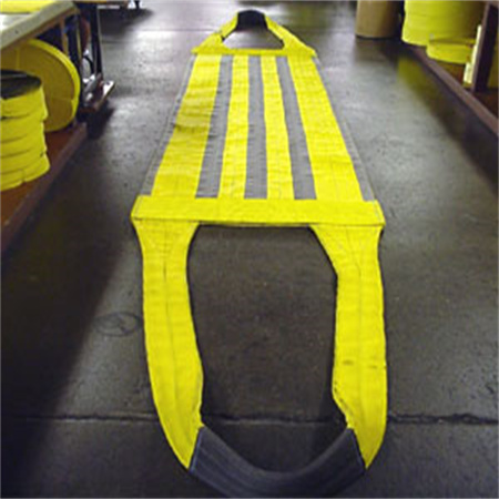 Small lifting ring wide body lifting belt